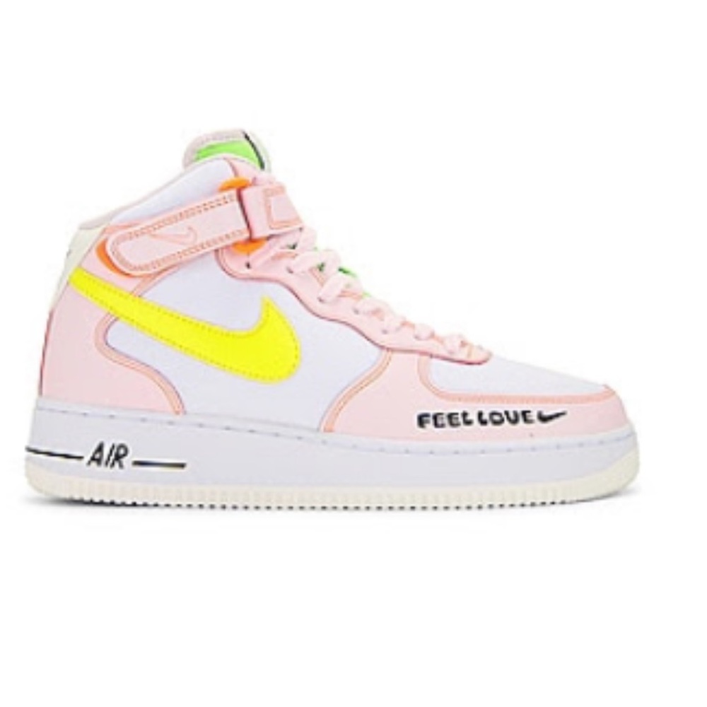 Women's Nike Air Force 1 Mid "FEEL LOVE" / Size 9